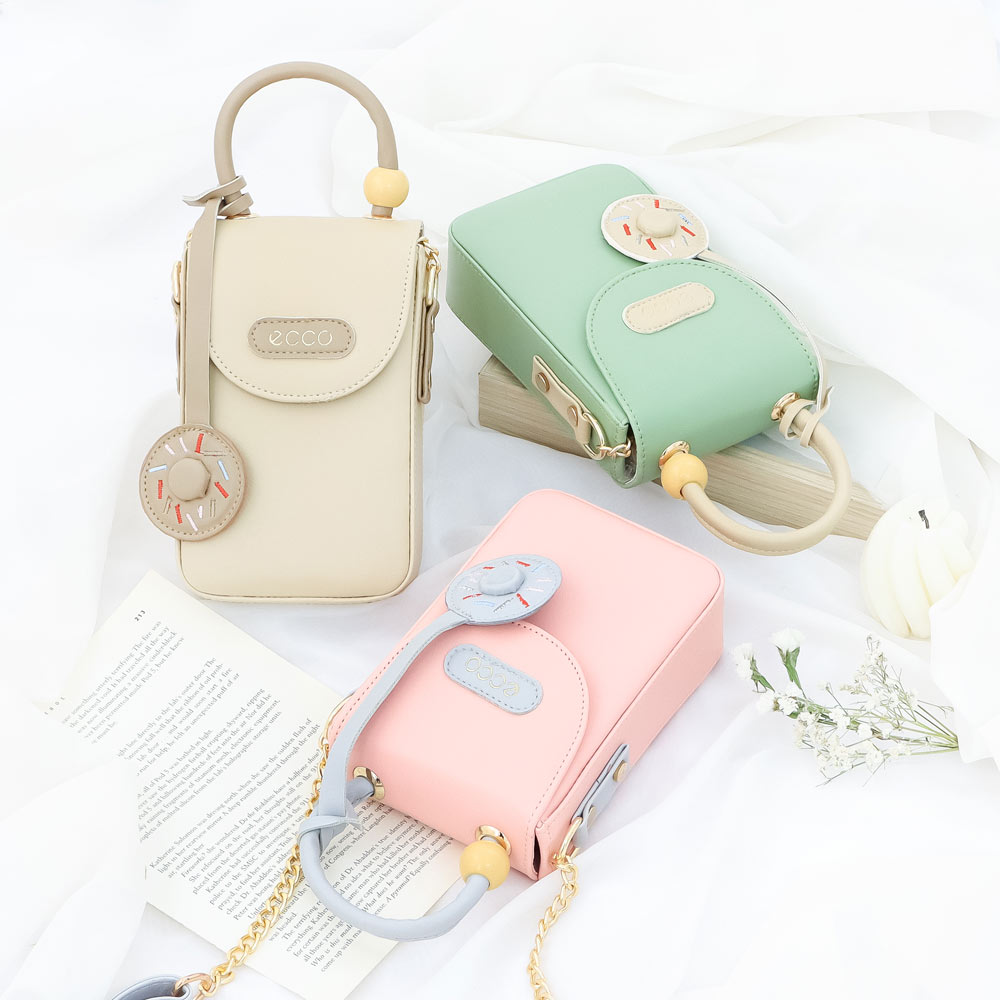 انواع کیف پاسپورتی در رنگ های پاستلی